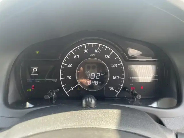 日産 ノート e－パワー X 愛媛県 2018(平30)年 3.6万km ブリリアントホワイトパール 純正ナビ/(Bluetooth/CD/SD/DVD/AUX/フルセグ)/ETC/アラウンドビューモニター/前方ドライブレコーダー/オートライト/オートマチックハイビーム/LEDヘッドライト/フォグランプ/レーンキープアシスト/デジタルインナーミラー/テレビキャンセラー/純正15インチアルミホイール/プッシュスタート/スマートキー/電動格納ミラー/純正フロアマット/純正ドアバイザー/横滑り防止装置/衝突被害軽減ブレーキ
