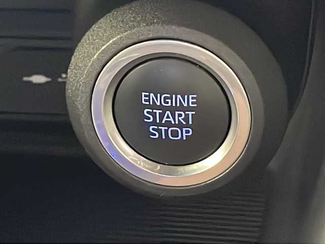 トヨタ ハリアー Z レザーパッケージ 千葉県 2021(令3)年 2.5万km プレシャスブラックパール 禁煙車/ＪＢＬ/１２．３型ディスプレイオーディオ/Bluetooth Applecarplay AndoroidAuto フルセグ/全方位カメラ/黒革シート/エアシート/シートヒーター/パワーシート/シートメモリー/ステアリングヒーター/パワーバックドア/デジタルインナーミラー/ＥＴＣ２．０/ドライブレコーダー/ヘッドアップディスプレイ/電動パーキングブレーキ/オートホールド/LEDヘッドライト/フォグランプ/プッシュスタート/スマートキー/ウィンカーミラー/トヨタセーフティーセンス/衝突軽減ブレーキ/レーンキープアシスト/クリアランスソナー/レーダークルーズコントロール/先行者発進告知/標識認識機能/フロアマット