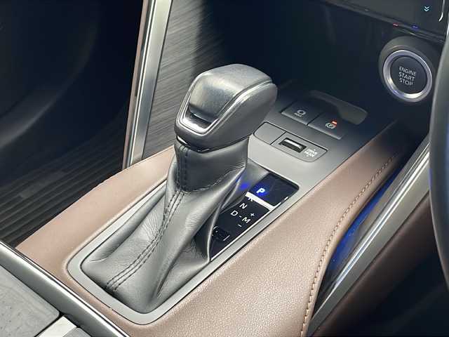トヨタ ハリアー Z レザーパッケージ 千葉県 2021(令3)年 2.5万km プレシャスブラックパール 禁煙車/ＪＢＬ/１２．３型ディスプレイオーディオ/Bluetooth Applecarplay AndoroidAuto フルセグ/全方位カメラ/黒革シート/エアシート/シートヒーター/パワーシート/シートメモリー/ステアリングヒーター/パワーバックドア/デジタルインナーミラー/ＥＴＣ２．０/ドライブレコーダー/ヘッドアップディスプレイ/電動パーキングブレーキ/オートホールド/LEDヘッドライト/フォグランプ/プッシュスタート/スマートキー/ウィンカーミラー/トヨタセーフティーセンス/衝突軽減ブレーキ/レーンキープアシスト/クリアランスソナー/レーダークルーズコントロール/先行者発進告知/標識認識機能/フロアマット