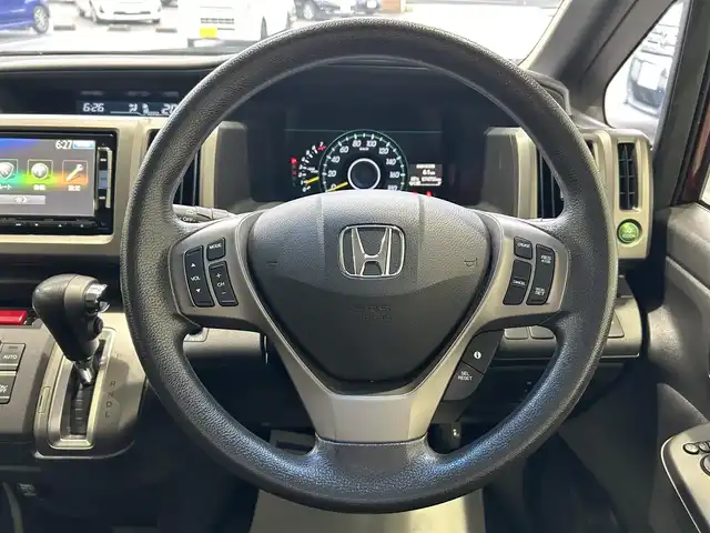 ホンダ ステップワゴン G コンフォートセレクション 沖縄県 2014(平26)年 7.5万km プレミアムディープロッソパール (株)IDOMが運営する【じしゃロンOO店】の自社ローン専用車両になりますこちらは現金またはオートローンご利用時の価格です。自社ローンご希望の方は別途その旨お申付け下さい/・純正ナビ　/・ＴＶ　/・バックカメラ　/・Ｂｌｕｅｔｏｏｔｈ接続　/・ＥＴＣ　/・パワースライドドア　/・クルーズコントロール　/・横滑り防止装置　/・純正アルミホイール　/・純正フロアマット　/・取扱説明書　/・保証書