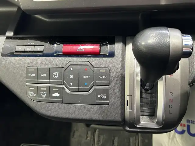 ホンダ ステップワゴン G コンフォートセレクション 沖縄県 2014(平26)年 7.5万km プレミアムディープロッソパール (株)IDOMが運営する【じしゃロンOO店】の自社ローン専用車両になりますこちらは現金またはオートローンご利用時の価格です。自社ローンご希望の方は別途その旨お申付け下さい/・純正ナビ　/・ＴＶ　/・バックカメラ　/・Ｂｌｕｅｔｏｏｔｈ接続　/・ＥＴＣ　/・パワースライドドア　/・クルーズコントロール　/・横滑り防止装置　/・純正アルミホイール　/・純正フロアマット　/・取扱説明書　/・保証書