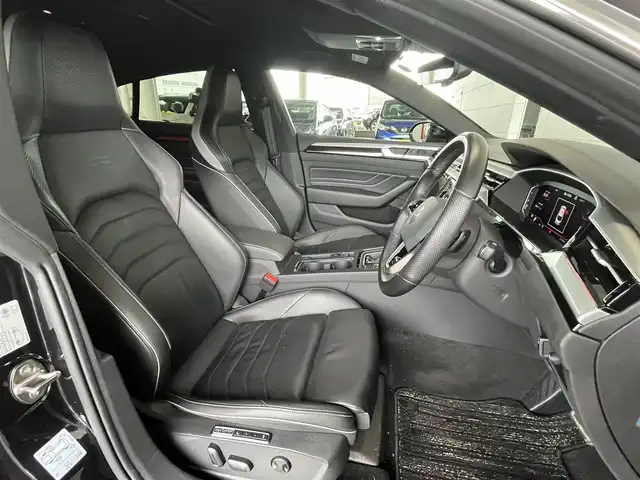 フォルクスワーゲン ＶＷ アルテオン TSI 4モーション Rライン 山形県 2022(令4)年 2.8万km 黒 純正ナビ/360°カメラ/フルセグTV/ALPINE後席モニター/アダプティブクルーズコントロール/シートヒーター/Rラインレザーシート/パドルシフト/ドライブレコーダー/純正AW付きスタッドレス車載/電動リアゲート/フットオープナー