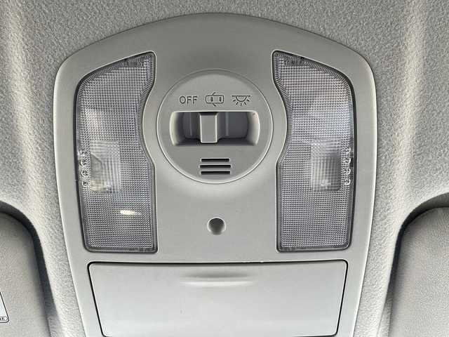 トヨタ プリウス S 山口県 2012(平24)年 15.9万km ブラック 社外フローティングメモリナビ/Bluetooth/フルセグTV/バックカメラ/スマートキー/プッシュスタート/キセノンライト/フォグライト/オートライト/ビルトインETC/ステアリングスイッチ/社外革調シートカバー/取扱説明書/スペアキー1個