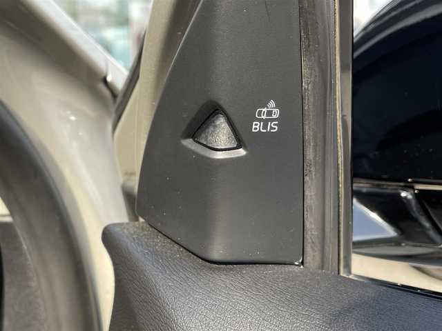 ボルボ Ｖ４０ クロスカントリー T5 AWD サマム 長野県 2018(平30)年 3.9万km ルミナスサンドメタリック ・harman/kardon /・茶革 /・ACC /・BLIS /・LKA /・純正ナビ /・Bカメラ/・PWシート /・シートH/・LEDヘッド/・ウッドパネル /・スマートキー /・ETC /・ブラウンレザーシート /・18インチAW /・luetooth /・パドルシフト /・コーナーセンサー