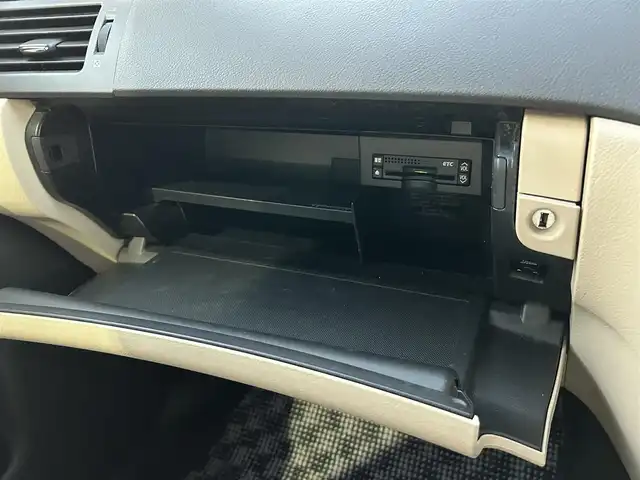 レクサス ＨＳ 250h 徳島県 2009(平21)年 12.3万km ブラックオパールマイカ 純正HDDナビ/　AM/FM/DISC/HDD/AUX/フルセグ/MD/USB/ETC/クルーズコントロール/バックカメラ/ヘッドライトウォッシャー/パワーシート/社外フロアマット/スマートキー/プッシュスタート/ドアバイザー/LEDヘッドライト/PWR MODE/ECO MODE/EV MODE/取扱説明書/新車時保証書