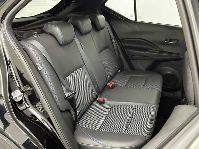 日産 キックス X 兵庫県 2021(令3)年 7.3万km ピュアブラック ・ワンオーナー車/・純正ナビ/CD/DVD/Bluetooth/TV/SD/・全方位カメラ/・デジタルインナーミラー/・ドライブレコーダー/・プロパイロット/・スマートキー/・オートホールド/・衝突被害軽減システム/・ビルドインETC/・車線逸脱警報システム/・クリアランスソナー/・ヘッドライトレベライザー/・LEDライト/・LEDフォグライト/・純正フロアマット/・純正17インチアルミホイール/・オートライト/・ふらつき警報システム/・e-Power