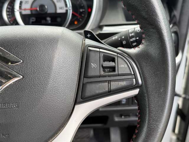 スズキ スペーシア カスタム HYBRID XS ターボ 東京都 2019(令1)年 6.5万km ピュアホワイトP ・ワンオーナー/・スズキセーフティサポート/・デュアルセンサーブレーキサポート/・車線逸脱警報機能/・先行車発進お知らせ機能/・誤発進抑制機能/・クルーズコントロール/・コーナーセンサー/・ヘッドアップディスプレイ/・全方位モニター/・プッシュスタート/・アイドリングストップ/・パドルシフト/・純正メモリーナビ ＜フルセグTV/BT/CD/DVD＞/・ETC/・ドライブレコーダー/・両側パワースライドドア /・ハーフレザーシート/・シートヒーター/・パーソナルテーブル/・後席ロールサンシェード/・スリムサーキュレーター/・SRSエアバッグ（運転席/助手席/サイド）/・LEDヘッドライト/・オートライト/・１５インチ純正アルミホイール/・ドアバイザー/・スマートキー