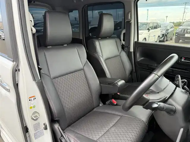 スズキ スペーシア カスタム HYBRID XS ターボ 東京都 2019(令1)年 6.5万km ピュアホワイトP ・ワンオーナー/・スズキセーフティサポート/・デュアルセンサーブレーキサポート/・車線逸脱警報機能/・先行車発進お知らせ機能/・誤発進抑制機能/・クルーズコントロール/・コーナーセンサー/・ヘッドアップディスプレイ/・全方位モニター/・プッシュスタート/・アイドリングストップ/・パドルシフト/・純正メモリーナビ ＜フルセグTV/BT/CD/DVD＞/・ETC/・ドライブレコーダー/・両側パワースライドドア /・ハーフレザーシート/・シートヒーター/・パーソナルテーブル/・後席ロールサンシェード/・スリムサーキュレーター/・SRSエアバッグ（運転席/助手席/サイド）/・LEDヘッドライト/・オートライト/・１５インチ純正アルミホイール/・ドアバイザー/・スマートキー