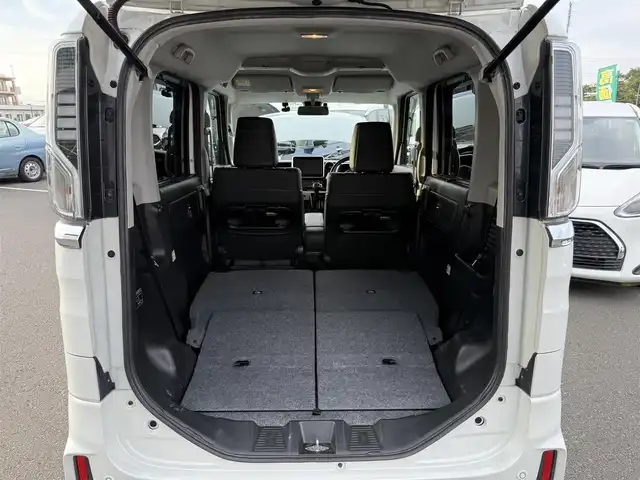 スズキ スペーシア カスタム HYBRID XS ターボ 東京都 2019(令1)年 6.5万km ピュアホワイトP ・ワンオーナー/・スズキセーフティサポート/・デュアルセンサーブレーキサポート/・車線逸脱警報機能/・先行車発進お知らせ機能/・誤発進抑制機能/・クルーズコントロール/・コーナーセンサー/・ヘッドアップディスプレイ/・全方位モニター/・プッシュスタート/・アイドリングストップ/・パドルシフト/・純正メモリーナビ ＜フルセグTV/BT/CD/DVD＞/・ETC/・ドライブレコーダー/・両側パワースライドドア /・ハーフレザーシート/・シートヒーター/・パーソナルテーブル/・後席ロールサンシェード/・スリムサーキュレーター/・SRSエアバッグ（運転席/助手席/サイド）/・LEDヘッドライト/・オートライト/・１５インチ純正アルミホイール/・ドアバイザー/・スマートキー
