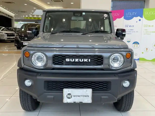 スズキ ジムニー シエラ JC 埼玉県 2023(令5)年 1.9万km ミディアムグレー デュアルセンサーブレーキサポート /純正8インチメモリナビ/　　CD/DVD/BT/フルセグ /バックカメラ /クルーズコントロール /LEDオートライト /シートヒーター /純正15インチアルミホイール /ステアリングスイッチ /ETC