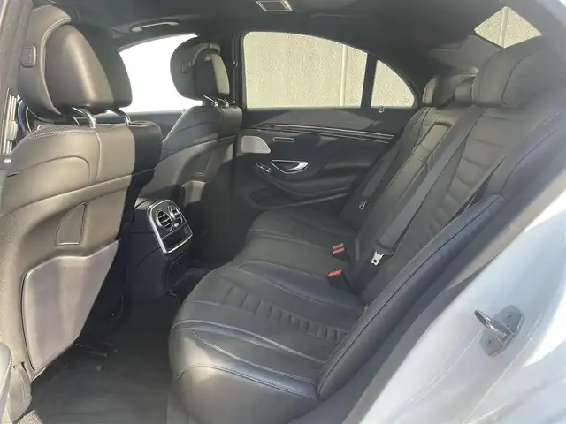 メルセデス・ベンツ Ｓ４００ｄ AMGラインプラス 東京都 2018(平30)年 4.6万km ダイヤモンドホワイト 純正HDDナビ/フルセグTV/360°カメラ/AppleCarPlay/AndroidAuto/HUD/Burmester/ウッドコンビハンドル/レザーEXC/パヒュームアトマイザー/黒革シート/全席シートヒーター/前席シートベンチレーション/64色アンビエントライト/ソフトクローズドア/パノラマサンルーフ/エアサス/リモートパーキングアシスト/レーダーセーフパッケージ/キーレスゴー/パワートランク/フットオープナー/前方ドライブレコーダー/Wチャージャー/ダイナミックセレクト/ダイナミックシート