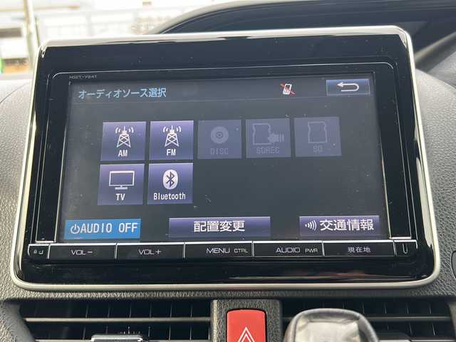 トヨタ エスクァイア Gi 千葉県 2015(平27)年 4.3万km スパークリングブラックパールクリスタルシャイン ワンオーナー/純正ナビ/フルセグテレビ/AM/FM/BT/バックカメラ/クルーズコントロール/両側パワースライドドア/ドライブレコーダー/二列目サンシェード/プッシュスタート/アイドリングストップ/ビルトインETC/ウォークスルー/純正フロアマット/横滑り防止装置/エコモード