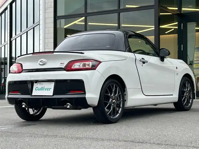 ダイハツ コペン GRスポーツ 愛媛県 2024(令6)年 0.2万km パールホワイトⅢ GR専用レカロシート/momo製専用革巻きステアリングホイール/アクティブトップ(電動開閉式ルーフ)/BBS製専用鍛造16インチアルミホイール/ATOTO7型ディスプレイオーディオ/バックカメラ/PORMIDO製ミラー型ドライブレコーダー/パドルシフト/トランクイージークローザー機能/ステアリングリモコン/LEDヘッドライト/バックソナー/電格ミラー/シガーソケット/現状サマー(BBSAW)(165/50/R16)/BRIDGESTONE POTENZA RE050A
