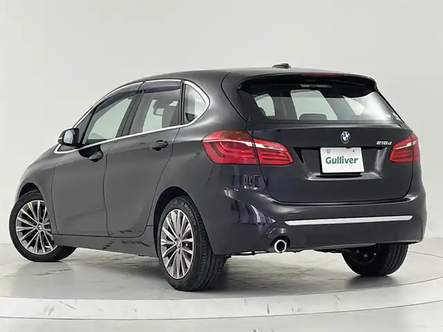 ＢＭＷ ２１８ｄ アクティブツアラー ラグジュアリー 大阪府 2019(令1)年 4.2万km サファイアブラックP 純正メーカーナビ【CD/DVD/Bluetooth/フルセグ】/バックカメラ/パワーバックドア/衝突軽減ブレーキ/レーダークルーズコントロール/レーンキープアシスト/レザーシート/D席パワーシート/シートヒーター/クリアランスソナー/LEDヘッドライト/オートライト/純正17インチAW/フロアマット/スマートキー