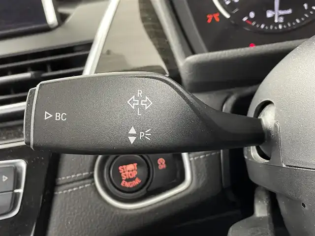 ＢＭＷ ２１８ｄ アクティブツアラー ラグジュアリー 大阪府 2019(令1)年 4.2万km サファイアブラックP 純正メーカーナビ【CD/DVD/Bluetooth/フルセグ】/バックカメラ/パワーバックドア/衝突軽減ブレーキ/レーダークルーズコントロール/レーンキープアシスト/レザーシート/D席パワーシート/シートヒーター/クリアランスソナー/LEDヘッドライト/オートライト/純正17インチAW/フロアマット/スマートキー
