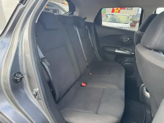 日産 ジューク 15RX タイプV 滋賀県 2013(平25)年 8.8万km ガンＭ 純正フルセグナビ/　フルセグ Bluetooth CD DVD SD AM FM/バックカメラ/ビルトインETC/スマートキー×2/プッシュスタート/取扱説明書/保証書/電動格納ミラー/パワーステアリング/パワーウィンドウ/