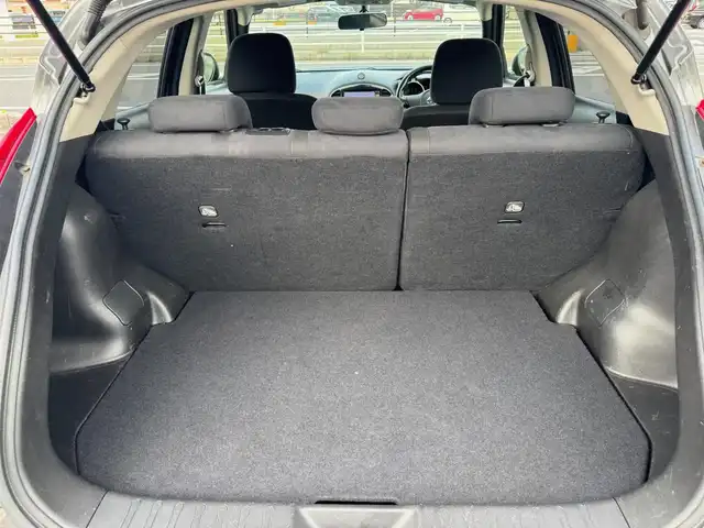 日産 ジューク 15RX タイプV 滋賀県 2013(平25)年 8.8万km ガンＭ 純正フルセグナビ/　フルセグ Bluetooth CD DVD SD AM FM/バックカメラ/ビルトインETC/スマートキー×2/プッシュスタート/取扱説明書/保証書/電動格納ミラー/パワーステアリング/パワーウィンドウ/