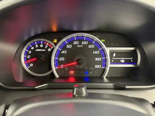 トヨタ タンク カスタムG－T 愛知県 2018(平30)年 4.7万km パールホワイトⅢ スマートアシストII/衝突回避支援システム/車線逸脱警報/純正9インチナビ/CD/DVD/Bluetooth/フルセグTV/バックカメラ/ビルトインETC2.0/両側パワースライドドア/LEDヘッドライト/フォグランプ/純正15インチアルミホイール/取扱説明書/スペアキー