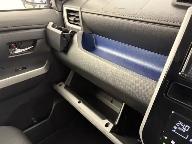 トヨタ タンク カスタムG－T 愛知県 2018(平30)年 4.7万km パールホワイトⅢ スマートアシストII/衝突回避支援システム/車線逸脱警報/純正9インチナビ/CD/DVD/Bluetooth/フルセグTV/バックカメラ/ビルトインETC2.0/両側パワースライドドア/LEDヘッドライト/フォグランプ/純正15インチアルミホイール/取扱説明書/スペアキー