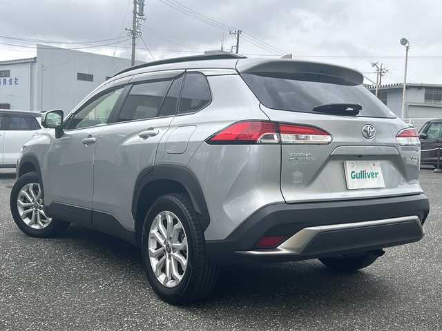 トヨタ カローラ クロス ハイブリッド S 愛知県 2023(令5)年 1.3万km シルバーメタリック /ワンオーナー/禁煙車/純正ＨＤＤナビ/　AM/FM/BT/Miracast/フルセグＴＶ/純正前後ドライブレコーダー/クルーズコントロール（ACC）/レーンキープアシスト（LTA/LDA）/前後クリアランスソナー（ICS）/バック・全方位カメラ/ビルトインETC2.0/電子パーキング/パーキングアシスト/ルーフレール/オートライト/LEDヘッドライト/フォグランプ/純正17インチAW/社外フロアマット/W＋サイドエアバック/保証書/取説/スペアキー