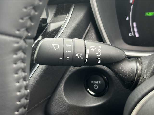 トヨタ カローラ クロス ハイブリッド S 愛知県 2023(令5)年 1.3万km シルバーメタリック /ワンオーナー/禁煙車/純正ＨＤＤナビ/　AM/FM/BT/Miracast/フルセグＴＶ/純正前後ドライブレコーダー/クルーズコントロール（ACC）/レーンキープアシスト（LTA/LDA）/前後クリアランスソナー（ICS）/バック・全方位カメラ/ビルトインETC2.0/電子パーキング/パーキングアシスト/ルーフレール/オートライト/LEDヘッドライト/フォグランプ/純正17インチAW/社外フロアマット/W＋サイドエアバック/保証書/取説/スペアキー