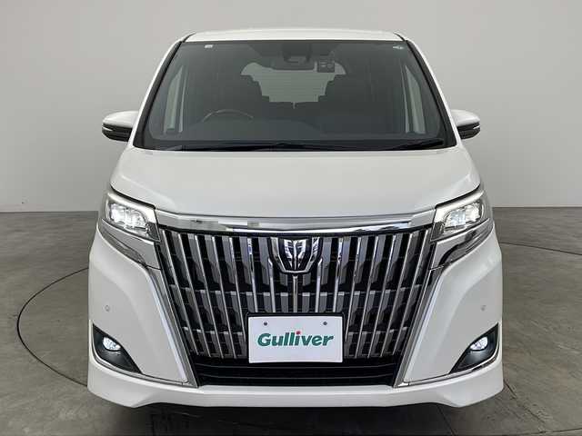 トヨタ エスクァイア Gi 兵庫県 2018(平30)年 3.9万km ホワイトパールクリスタルシャイン ・ワンオーナー車/・ALPINE9型ナビ/BT/CD/DVD/SD/USB/TV/・バックカメラ/・トヨタセーフティセンス/・プリクラッシュセーフティ/・レーンディバーチャーアラート/・オートマチックハイビーム/・先行車発進告知機能/・クルーズコントロール/・横滑り防止装置/・クリアランスソナー/・アイドリングストップ/・両側パワースライドドア/・ステアリングスイッチ/・ビルトインETC/・純正フロアマット/・MTモード付AT/・LEDヘッドライト/・LEDフォグランプ/・純正15インチアルミホイール/・前後ドライブレコーダー/・ビルトインETC/・スマートキー/・取扱説明書/・保証書