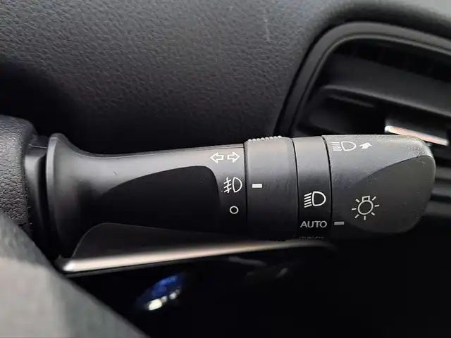 トヨタ プリウス SセーフティプラスⅡ 大阪府 2021(令3)年 14.8万km プラチナホワイトパールマイカ /禁煙//ワンオーナー//純正SDナビ【NSZT-Y68T】//バックカメラ//衝突軽減ブレーキ//クルーズコントロール//レーンキープアシスト//オートハイビーム//社外３６０°ドラレコ【dAction DC5000】//スマートキーｘ２//プッシュスタート