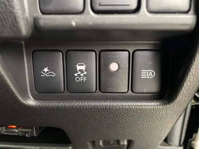 日産 デイズ ルークス ハイウェイスターX 埼玉県 2017(平29)年 4.4万km ブラック 純正ナビ/アラウンドビューモニター/ドライブレコーダー/ETC/衝突被害軽減ブレーキ/オートマティックハイビーム/LEDライト/純正フロアマット/サーキュレーター/サンバイザー/片側パワースライドドア/プッシュスタート