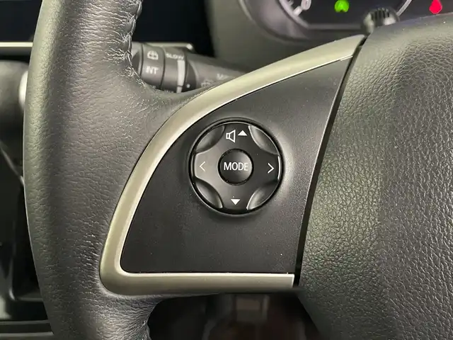 日産 デイズ ルークス ハイウェイスターX 埼玉県 2017(平29)年 4.4万km ブラック 純正ナビ/アラウンドビューモニター/ドライブレコーダー/ETC/衝突被害軽減ブレーキ/オートマティックハイビーム/LEDライト/純正フロアマット/サーキュレーター/サンバイザー/片側パワースライドドア/プッシュスタート