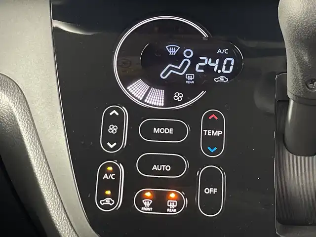 日産 デイズ ルークス ハイウェイスターX 埼玉県 2017(平29)年 4.4万km ブラック 純正ナビ/アラウンドビューモニター/ドライブレコーダー/ETC/衝突被害軽減ブレーキ/オートマティックハイビーム/LEDライト/純正フロアマット/サーキュレーター/サンバイザー/片側パワースライドドア/プッシュスタート