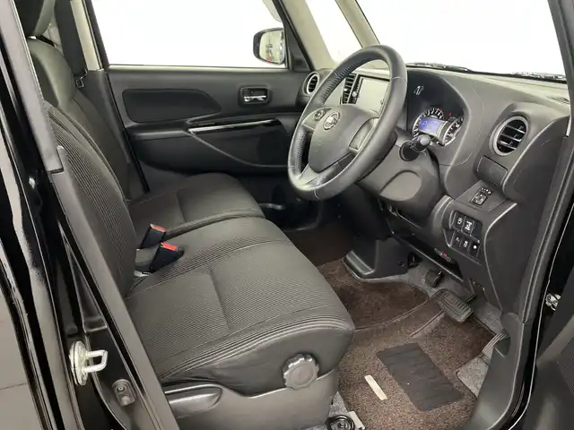 日産 デイズ ルークス ハイウェイスターX 埼玉県 2017(平29)年 4.4万km ブラック 純正ナビ/アラウンドビューモニター/ドライブレコーダー/ETC/衝突被害軽減ブレーキ/オートマティックハイビーム/LEDライト/純正フロアマット/サーキュレーター/サンバイザー/片側パワースライドドア/プッシュスタート