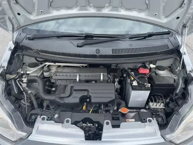 ダイハツ ミラ イース L SAⅢ 滋賀県 2018(平30)年 2.3万km ブライトシルバーメタリック 衝突軽減ブレーキ/横滑り防止装置/ドライブレコーダー前後/アイドリングストップ/オートハイビーム/ヘッドライトレベリング/コーナーセンサー/リモコンキー/スペアキー/ドアバイザー/夏タイヤ積込み