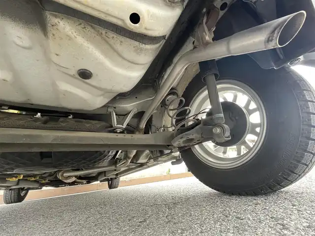 ダイハツ ミラ イース L SAⅢ 滋賀県 2018(平30)年 2.3万km ブライトシルバーメタリック 衝突軽減ブレーキ/横滑り防止装置/ドライブレコーダー前後/アイドリングストップ/オートハイビーム/ヘッドライトレベリング/コーナーセンサー/リモコンキー/スペアキー/ドアバイザー/夏タイヤ積込み