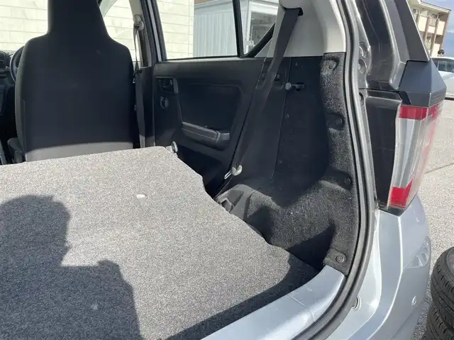 ダイハツ ミラ イース L SAⅢ 滋賀県 2018(平30)年 2.3万km ブライトシルバーメタリック 衝突軽減ブレーキ/横滑り防止装置/ドライブレコーダー前後/アイドリングストップ/オートハイビーム/ヘッドライトレベリング/コーナーセンサー/リモコンキー/スペアキー/ドアバイザー/夏タイヤ積込み