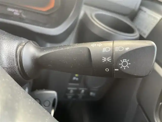 ダイハツ ミラ イース L SAⅢ 滋賀県 2018(平30)年 2.3万km ブライトシルバーメタリック 衝突軽減ブレーキ/横滑り防止装置/ドライブレコーダー前後/アイドリングストップ/オートハイビーム/ヘッドライトレベリング/コーナーセンサー/リモコンキー/スペアキー/ドアバイザー/夏タイヤ積込み