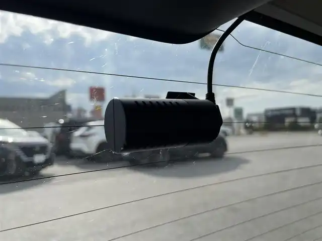 ダイハツ ミラ イース L SAⅢ 滋賀県 2018(平30)年 2.3万km ブライトシルバーメタリック 衝突軽減ブレーキ/横滑り防止装置/ドライブレコーダー前後/アイドリングストップ/オートハイビーム/ヘッドライトレベリング/コーナーセンサー/リモコンキー/スペアキー/ドアバイザー/夏タイヤ積込み