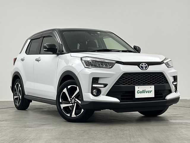 トヨタ ライズ Z 愛知県 2023(令5)年 1.8万km ブラックマイカメタリック/シャイニングホワイトパール 純正9インチナビ/フルセグ/ETC2.0 /シートヒーター/追従式クルーズコントロール/衝突軽減ブレーキ/レーンキープアシスト/オートハイビーム/ドライブレコーダー/純正17インチAW/フロアマット/スマートキー×２