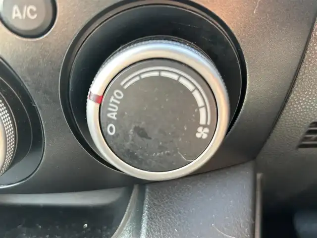 マツダ デミオ SPORT 岡山県 2009(平21)年 6.9万km ラディアントエボニーマイカ ＭＴモード付ＡＴパドルシフト／盗難防止装置／フルフラットシート／ＡＡＣ／ナビでＤＶＤ再生可能／Ｂｌｕｅｔｏｏｔｈ接続／パワーステアリング／パワーウィンドウ