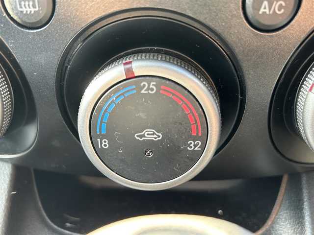 マツダ デミオ SPORT 岡山県 2009(平21)年 6.9万km ラディアントエボニーマイカ ＭＴモード付ＡＴパドルシフト／盗難防止装置／フルフラットシート／ＡＡＣ／ナビでＤＶＤ再生可能／Ｂｌｕｅｔｏｏｔｈ接続／パワーステアリング／パワーウィンドウ