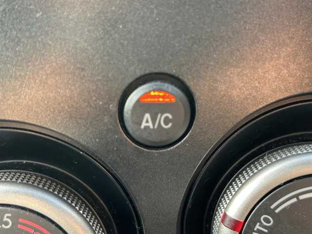 マツダ デミオ SPORT 岡山県 2009(平21)年 6.9万km ラディアントエボニーマイカ ＭＴモード付ＡＴパドルシフト／盗難防止装置／フルフラットシート／ＡＡＣ／ナビでＤＶＤ再生可能／Ｂｌｕｅｔｏｏｔｈ接続／パワーステアリング／パワーウィンドウ