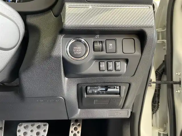 スバル レヴォーグ 1．6GT－S アイサイト 岩手県 2014(平26)年 2.3万km クリスタルホワイトP ワンオーナー/４WD/ターボ/メーカーオプション本革シート/ビルシュタインダンパー/アイサイトVer.3/プリクラッシュブレーキ/全車速追従機能付きクルーズコントロール/アクティブレーンキープ/AT誤発進抑制機能/横滑り防止装置/アイドリングストップ/パドルシフト/パワーシート/シートヒーター/純正ナビ/（CD/DVD/フルセグ/SD/USB）/ステアリングスイッチ/バックカメラ/ETC/LEDヘッドライト/LEDアクセサリーライナー/フロント・リヤフォグランプ/純正18インチアルミホイール