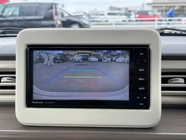 スズキ ラパン X 滋賀県 2024(令6)年 0.9万km フォーンベージュメタリック/ソフトベージュ 2トーン ワンオーナー/純正フルセグナビ/　フルセグ Bluetooth CD  DVD  SD FM AM/バックカメラ/デュアルカメラブレーキサポート/誤発進抑制機能/後退時ブレーキサポート/後方誤発進抑制機能/リヤパーキングセンサー/車線逸脱警報機能/ふらつき警報機能/先行車発進お知らせ機能/ハイビームアシスト/標識認識機能/ハイビームアシスト/純正ドライブレコーダー前後/純正LEDヘッドライト/純正14インチアルミ/純正フロアマット/ETC/スマートキー×2/プッシュスタート/