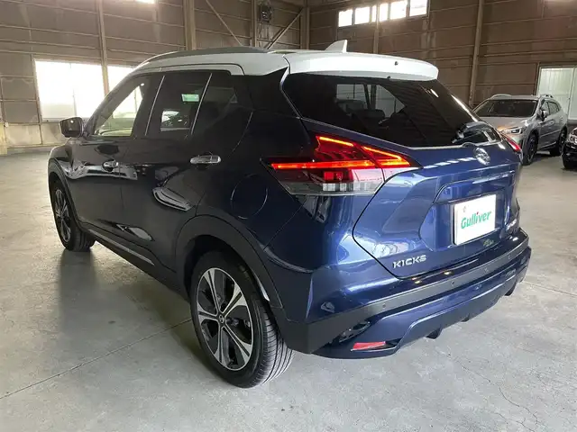 日産 キックス X 神奈川県 2022(令4)年 0.4万km 青Ⅱ 純正メモリナビ/(フルセグ/Bluetooth/SD/DVD/USB)/アラウンドビューモニター/プロパイロット/レーダークルーズコントロール/前方ドライブレコーダー/ビルトインETC/インテリジェントエマージェンシーブレーキ/デジタルインナーミラー/前席シートヒーター/ステアリングヒーター/電動パーキングブレーキ/オートブレーキホールド/純正フロアマット/横滑り防止装置/取扱説明書/保証書/スペアキー×1