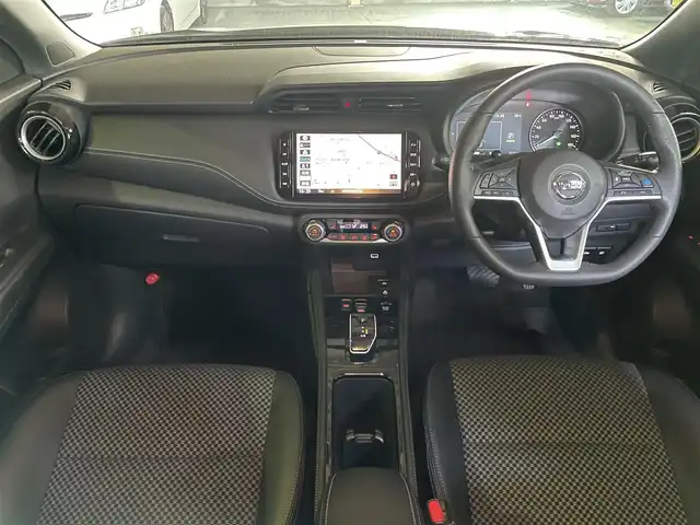 日産 キックス X 神奈川県 2022(令4)年 0.4万km 青Ⅱ 純正メモリナビ/(フルセグ/Bluetooth/SD/DVD/USB)/アラウンドビューモニター/プロパイロット/レーダークルーズコントロール/前方ドライブレコーダー/ビルトインETC/インテリジェントエマージェンシーブレーキ/デジタルインナーミラー/前席シートヒーター/ステアリングヒーター/電動パーキングブレーキ/オートブレーキホールド/純正フロアマット/横滑り防止装置/取扱説明書/保証書/スペアキー×1
