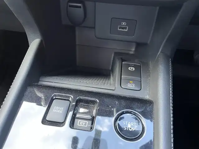 日産 キックス X 神奈川県 2022(令4)年 0.4万km 青Ⅱ 純正メモリナビ/(フルセグ/Bluetooth/SD/DVD/USB)/アラウンドビューモニター/プロパイロット/レーダークルーズコントロール/前方ドライブレコーダー/ビルトインETC/インテリジェントエマージェンシーブレーキ/デジタルインナーミラー/前席シートヒーター/ステアリングヒーター/電動パーキングブレーキ/オートブレーキホールド/純正フロアマット/横滑り防止装置/取扱説明書/保証書/スペアキー×1