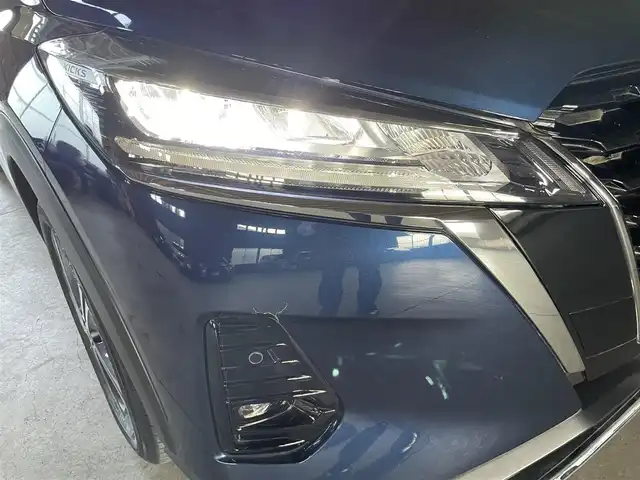 日産 キックス X 神奈川県 2022(令4)年 0.4万km 青Ⅱ 純正メモリナビ/(フルセグ/Bluetooth/SD/DVD/USB)/アラウンドビューモニター/プロパイロット/レーダークルーズコントロール/前方ドライブレコーダー/ビルトインETC/インテリジェントエマージェンシーブレーキ/デジタルインナーミラー/前席シートヒーター/ステアリングヒーター/電動パーキングブレーキ/オートブレーキホールド/純正フロアマット/横滑り防止装置/取扱説明書/保証書/スペアキー×1