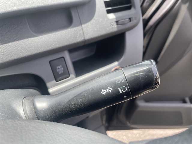 トヨタ ノア X スマートエディション 長崎県 2009(平21)年 17.5万km グレーメタリック 純正HDDナビ/（ワンセグ・BT・CD/DVD・AMFM）/両側パワースライドドア/スマートキー/ETC/バックカメラ/キセノンヘッドライト/オートライト/スペアキー/社外フロアマット