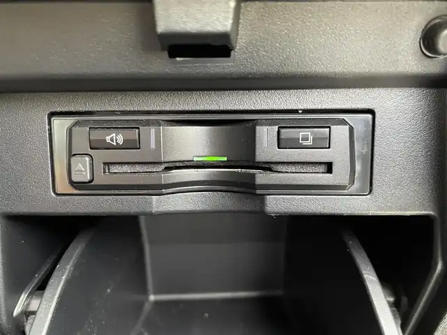 トヨタ アルファード S Aパッケージ タイプブラック 福岡県 2016(平28)年 6.5万km ホワイトパールクリスタルシャイン ALPINE9型SDナビ(フルセグTV/CD/DVD/BT)バックモニターALPINE後席モニターコーナーセンサー両側パワスラ電動リアゲートクルコンETCオートホールドUSB純正フロアマット純正LEDヘッドライト純正18インチアルミホイールプッシュスタートスマートキー