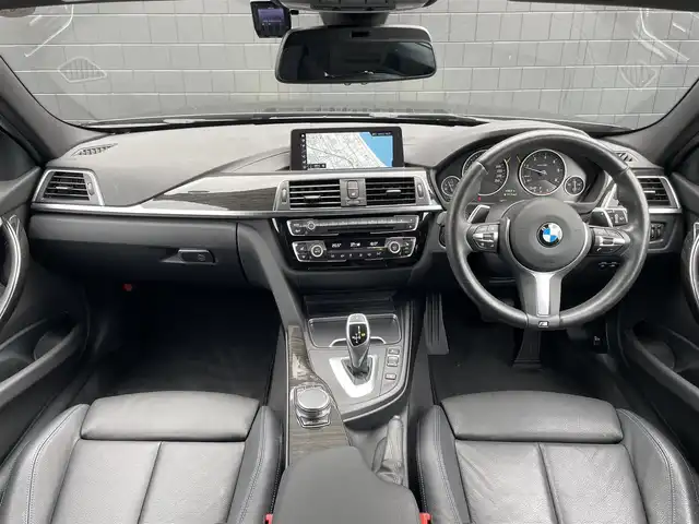 ＢＭＷ ３２０ｄ ツーリング Mスポーツ 三重県 2018(平30)年 1.5万km サファイアブラックP ハイラインパッケージ　/黒革　/シートヒーター　/インテリジェントセーフティ　/コンフォートアクセス　/純正ナビ　/バックカメラ　/ＥＴＣ　/ＡＣＣ　/パワーシート　/フット機能付電動トランク　/純正１８ＡＷ　/ＬＥＤライト