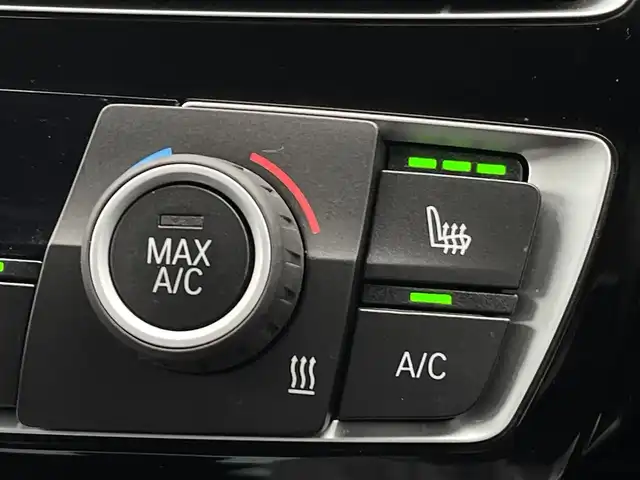 ＢＭＷ ３２０ｄ ツーリング Mスポーツ 三重県 2018(平30)年 1.5万km サファイアブラックP ハイラインパッケージ　/黒革　/シートヒーター　/インテリジェントセーフティ　/コンフォートアクセス　/純正ナビ　/バックカメラ　/ＥＴＣ　/ＡＣＣ　/パワーシート　/フット機能付電動トランク　/純正１８ＡＷ　/ＬＥＤライト